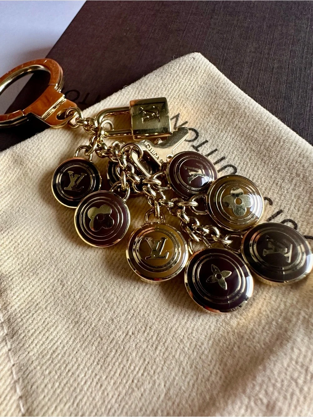 Louis Vuitton Porte-Clés Pastilles Monogram Enamel Bag Charm Key Holder Full Set